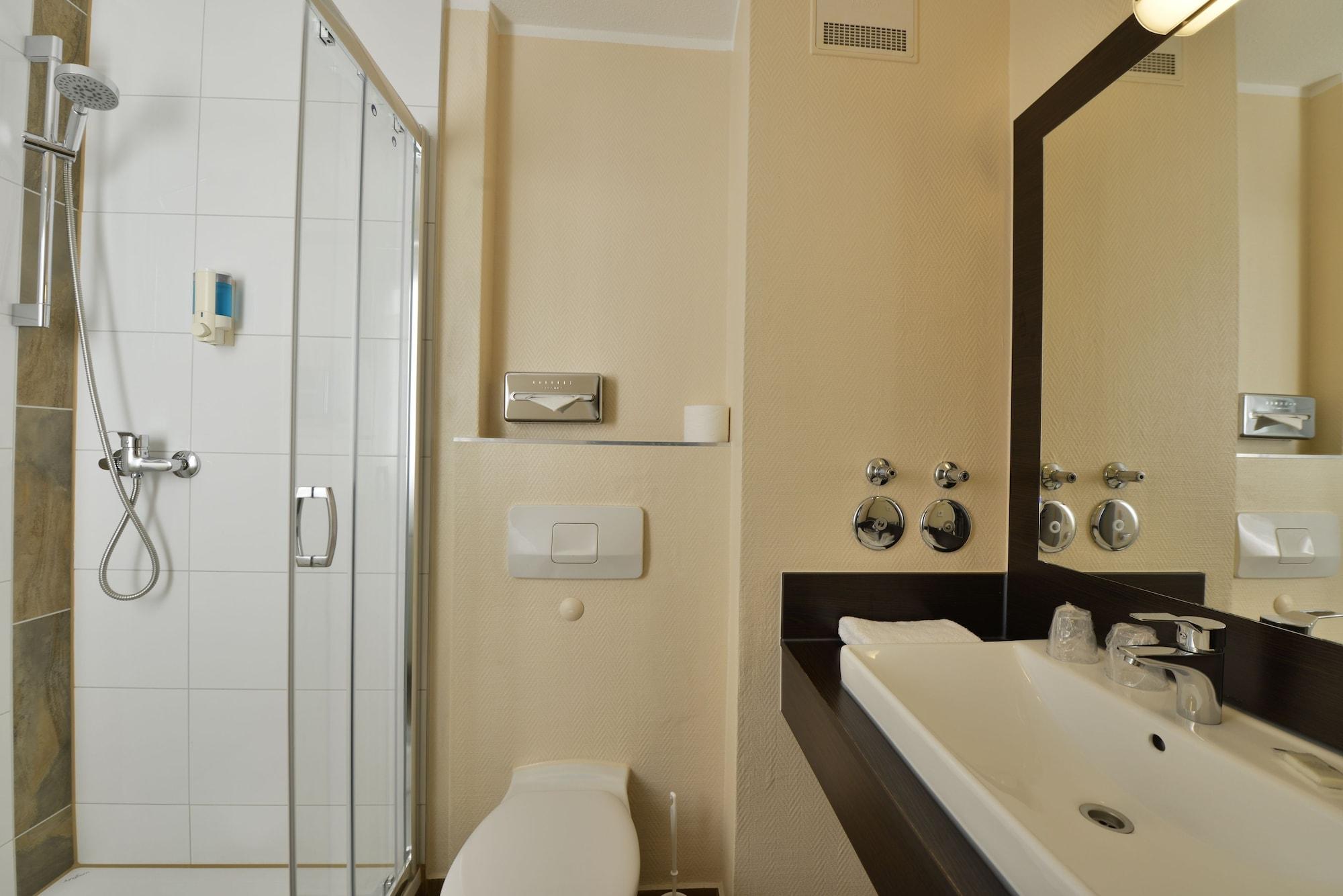 Invite Hotel Nuernberg City Ngoại thất bức ảnh