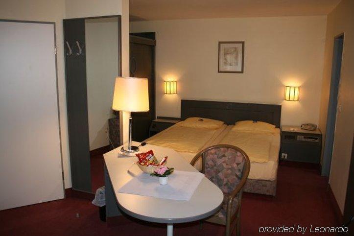 Invite Hotel Nuernberg City Phòng bức ảnh